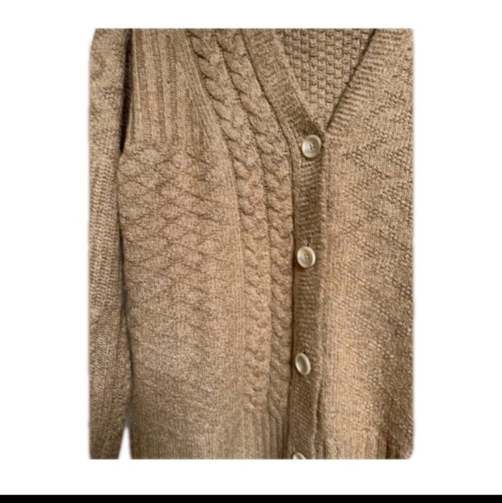 NWOT CAbi Tan Oversized Multi Knit Pattern Cardigan Sweater L/Xl - Picture 2 of 9